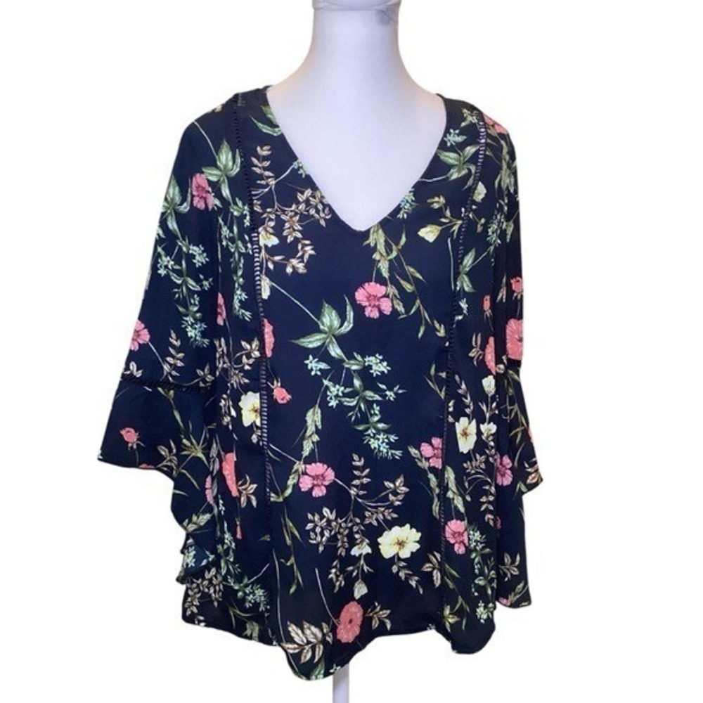 Belle Sky Navy Floral Bell Sleeve V-Neck Blouse with Crochet Trim Small